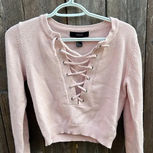 Forever 21 Women viscose blended Sweater Crop Top size small - Picture 2 of 7